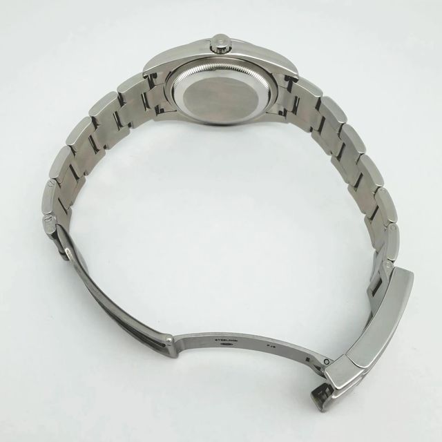 Rolex Oyster Perpetual 116000 Image 4